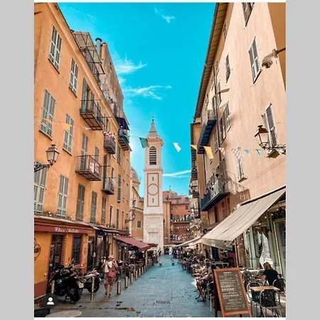 아파트 Studio On The Attic 3min From The Sea & Main Street *